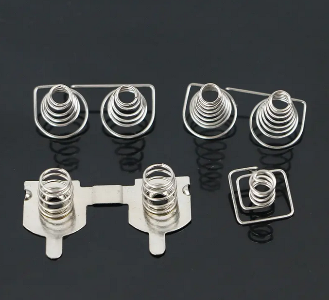 電池片正負(fù)極彈簧自動裝配機有哪些應(yīng)用領(lǐng)域？