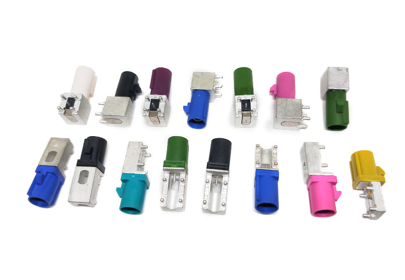 FAKRA連接器自動(dòng)組裝機(jī)的介紹、工作原理和使用注意事項(xiàng)