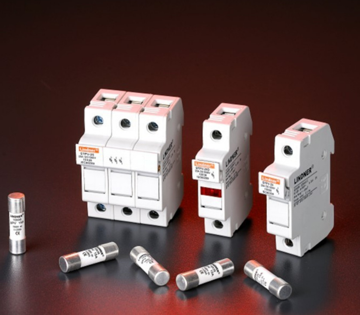 淺述直流熔斷器非標(biāo)自動(dòng)化設(shè)備的介紹，工作原理和特點(diǎn)