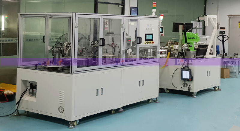 金屬片自動貼片裁切設(shè)備