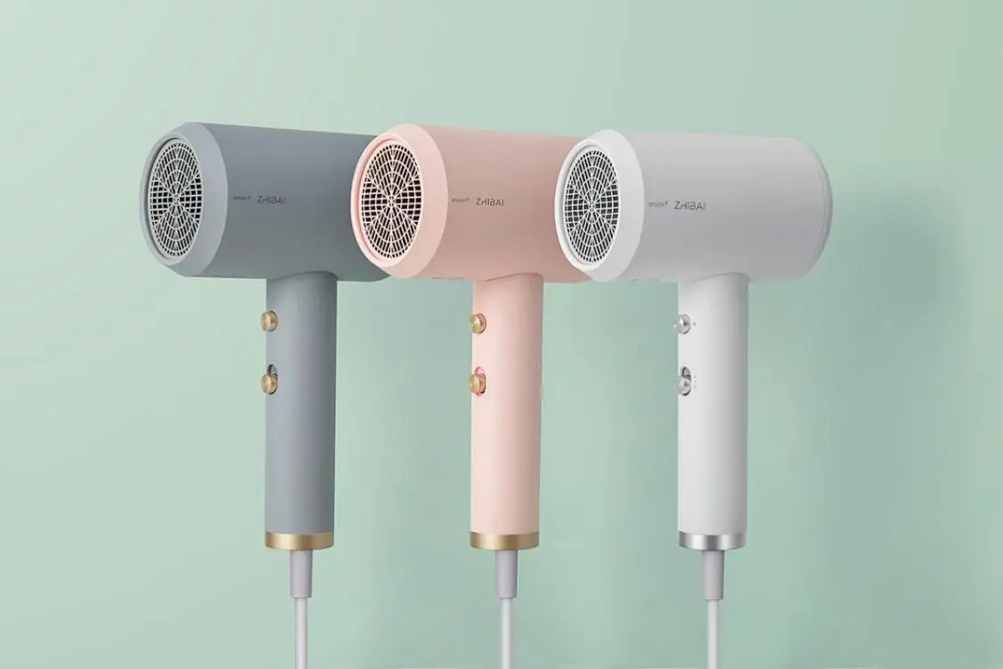 吹風(fēng)機(jī)非標(biāo)自動(dòng)化設(shè)備：結(jié)構(gòu)、使用注意事項(xiàng)及工作原理